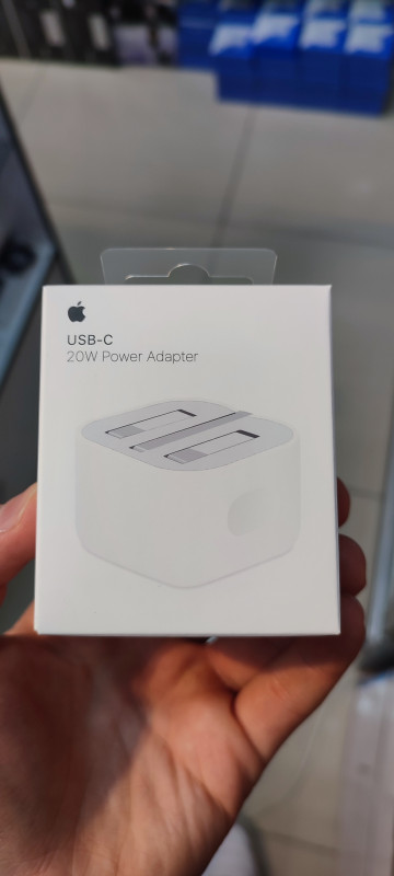 Зарядное устройство / Power adapter 20W